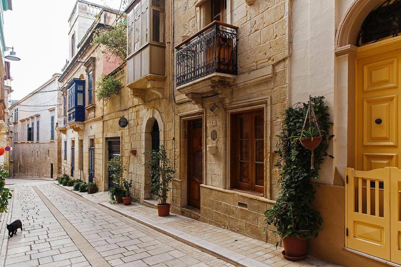 Velleran Accomodation Tarxien Exterior foto